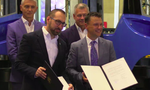Tomašević potpisao ugovor za nabavu 20 novih tramvaja s Končarom i najavio nabavu još 40