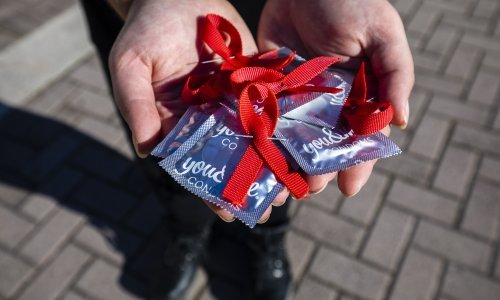 Alarmantni podaci: Tinejdžeri sve manje koriste kondome, a gonoreja i sifilis u porastu