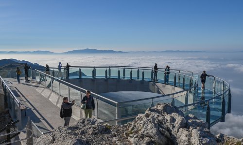 Paraglajder pao ispred Skywalka na Biokovu, spasili ga vojska i HGSS