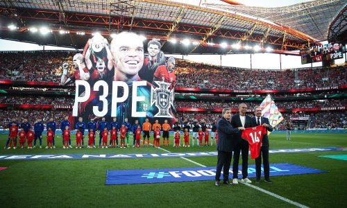 Oproštaj legendarnog 'mesara'; pogledajte scene prije utakmice s Hrvatskom