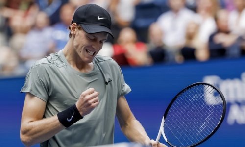 Jannik Sinner ozlijedio zglob pa izborio finale; Draper povraćao za vrijeme meča...