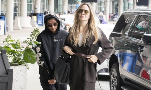 Angelina Jolie plijeni poglede u minimalističkom jesenskom stajlingu