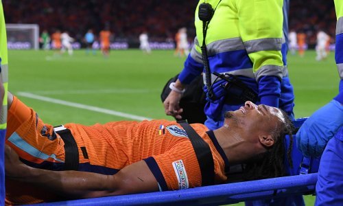 Previjao se od bolova, a igru napustio u suzama i na nosilima