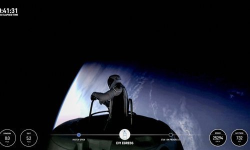 Povijesni podvig: Posada Polaris Dawna izvela prvu komercijalnu svemirsku šetnju
