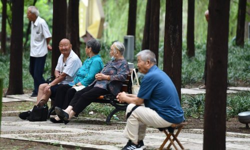 Kina prvi put od 1950-ih diže dob za odlazak u mirovinu. Građani su bijesni