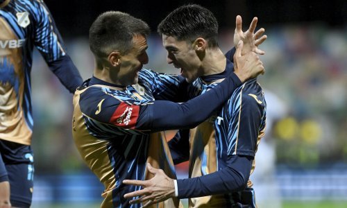 Jankovićevim spektakularnim golom Rijeka 'skinula' Hajduk s vrha tablice