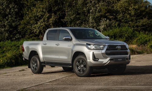 Toyota evoluirala Hilux: Legendarni pick-up dobio 48-voltni elektrificirani pogonski sklop