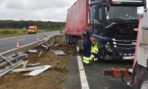 Strašna nesreća na A3: U sudaru automobila, kombija i kamiona poginula jedna osoba