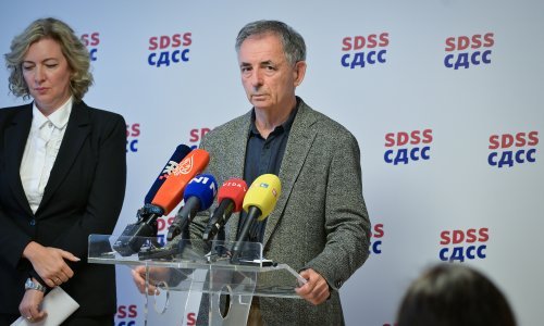 Pupovac o Bulju: Sprječavati ono malo Srba koji žive u Sinju je kukavički