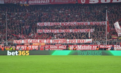 Kako će Uefa reagirati na ovaj transparent navijača Bayerna, slijedi li kazna?