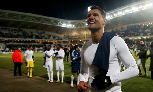 Pakleno krštenje u Solunu; Lovren nije uspio izbjeći 'obred inicijacije'