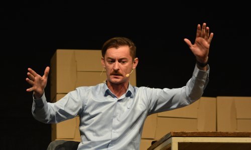 Zvijezdi serije 'Lud, zbunjen, normalan' otkazao suradnju: 'Potpuno sam šokiran i zatečen'