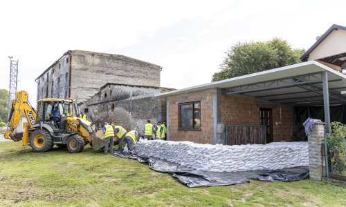 Poplave stižu prema Hrvatskoj: Spremno je milijun i pol vreća