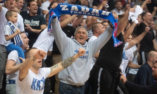 Utakmica Cibone i Zadra obavijena misterijem; komentatori se žale: Ovo nije zdravo...