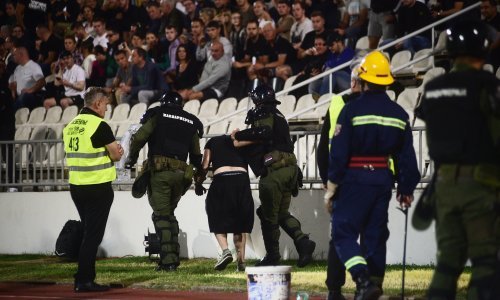 Užas u Beogradu; Grobari razbijali svlačionice, lice trenera u šavovima