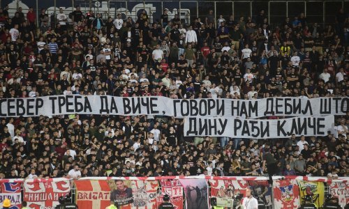 Delije i Grobari se na derbiju prepucavali zbog hrvatskih legendi