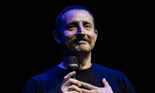 Srpski glumac koji je osvojio Netflix dolazi u Hrvatsku: Stand up Nikole Đurička u Zagrebu