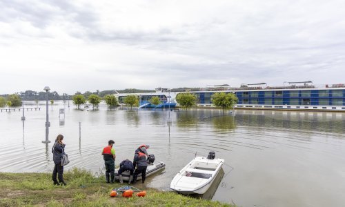 Vodeni ili vodni val? Jezikoslovac riješio dilemu