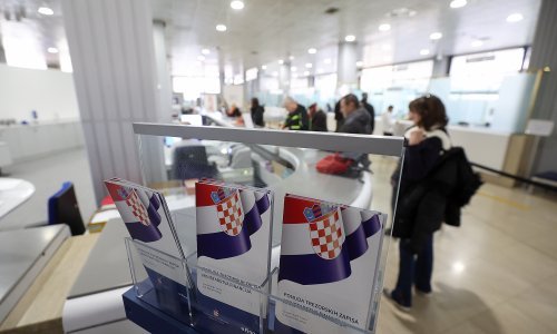 Salva reakcija: Državni i javni službenici dobivat će ocjene, evo što misle o tome