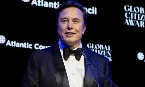 Elon Musk za lidera većine u Senatu podržao najbogatijeg američkog senatora