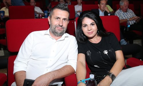 Uz njega je već 30 godina: Tko je supruga Nenada Bjelice, samozatajna Senka?