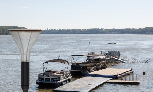 Vodeni val na Dunavu prolazi kroz Vukovar