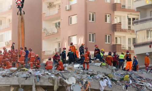 Turski građevinar osuđen na doživotni zatvor nakon urušavanja zgrade u potresu