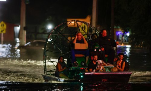 Uragan Helena odnio najmanje 23 života: 'Preklinjem vas, ne izlazite!'