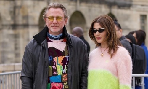 Bivšeg Jamesa Bonda i njegovu suprugu svi su primijetili u neobičnim stajlinzima