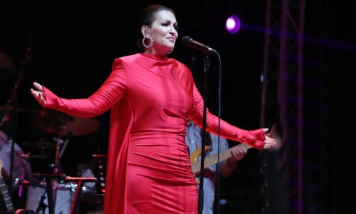 Nina Badrić pohvalila se lijepom sestrom s kojom je jako povezana