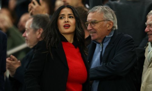 Nogomet je pao u drugi plan: Navijači zanijemili kada je na tribine stigla Salma Hayek