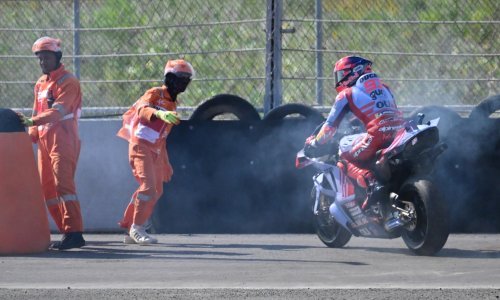 Pogledajte trenutak kada se Marcu Marquezu zapalio njegov Ducati