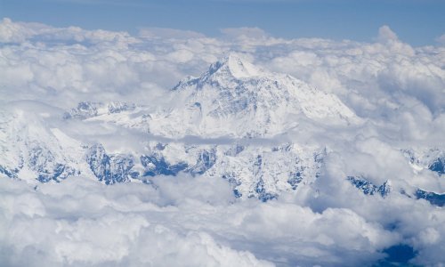 Mount Everest svake je godine sve viši, evo zašto