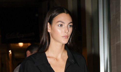 DiCaprijeva djevojka zablistala u Parizu: Njega nema ni na vidiku