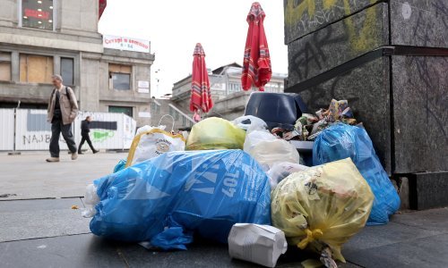 Tomašević se hvali prikupljanjem otpada: Građani nezadovoljni, kontejneri pretrpani