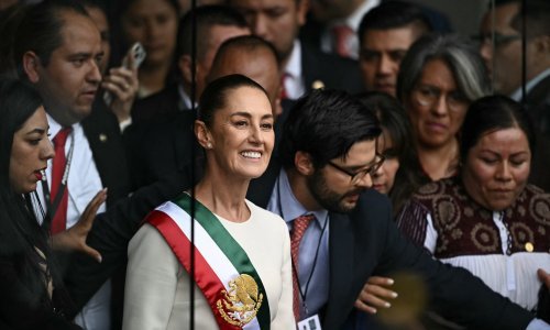 Claudia Sheinbaum i službeno postala prva predsjednica Meksika u povijesti