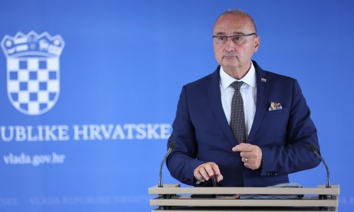 Grlić Radman: Tri hrvatske obitelji zatražile su pomoć u odlasku iz Libanona