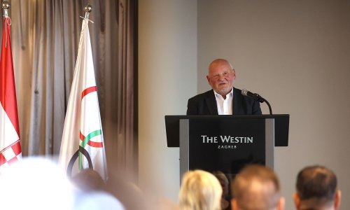 Mateša jednoglasno reizabran za predsjednika HOO pa upozorio: Klubovi su na izdisaju