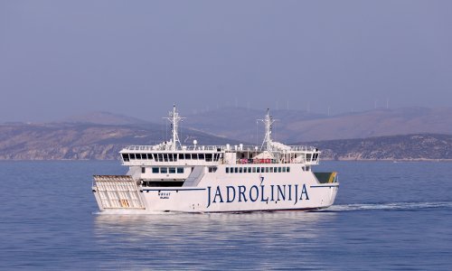 Sindikat pomoraca traži pregled Jadrolinijinih brodova od međunarodnih institucija