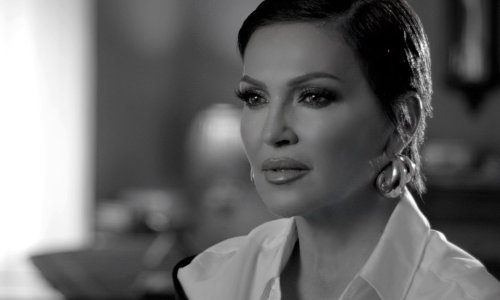 Nina Badrić sprema spektakl u Areni, uoči njega i novog albuma predstavila najosobniju pjesmu