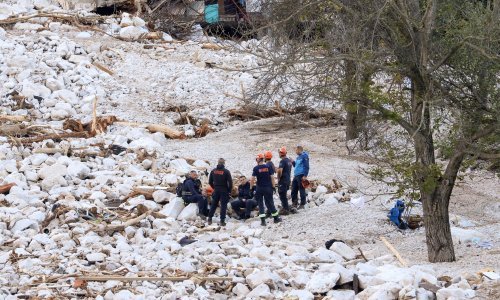 Dijete spašeno u Donjoj Jablanici: Našli smo ga ispod ploče od dvije tone