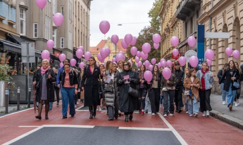 Ružičasta povorka podrške obilježila je 25. dan ružičaste vrpce