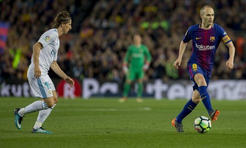 Barcelonina ikona zaplakala na oproštaju od nogometa, a onda se javili Messi i Real