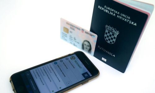Putovnice i osobne iskaznice sele u mobitele: Brži prelazak granice