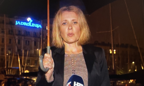 Reporterka HRT-a, kojoj je pozlilo tijekom javljanja uživo, otkrila urednici što se dogodilo