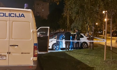 Propucani auto i staklo na Domu zdravlja na Knežiji? Vlasnica: U šoku sam