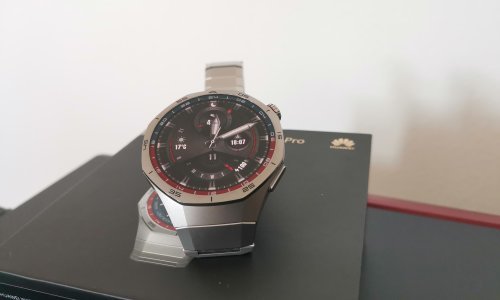 Huawei GT 5 Pro Classic: Moćan pametni sat za mušku ruku