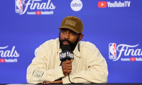 Bomba iz SAD-a: Kyrie Irving mijenja reprezentaciju?