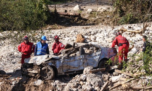 Pronađena još dva tijela, broj poginulih u poplavama u BiH porastao je na 25