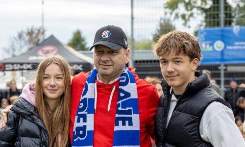 Smrtno bolesni Koch u Dinamovom šalu na oproštajnoj utakmici